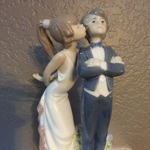 Lladro #5555 Lets make up